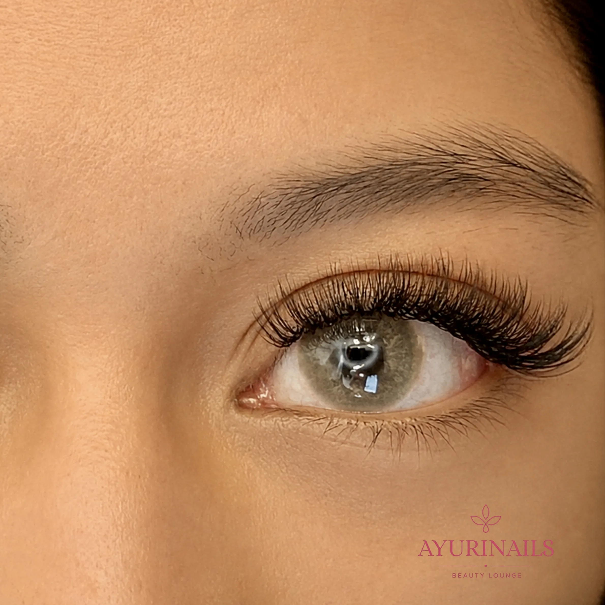 Cat Eye lash extensions on the eye, longer outer lashes for a lifted look, AyuriNails Beauty Lounge Makati